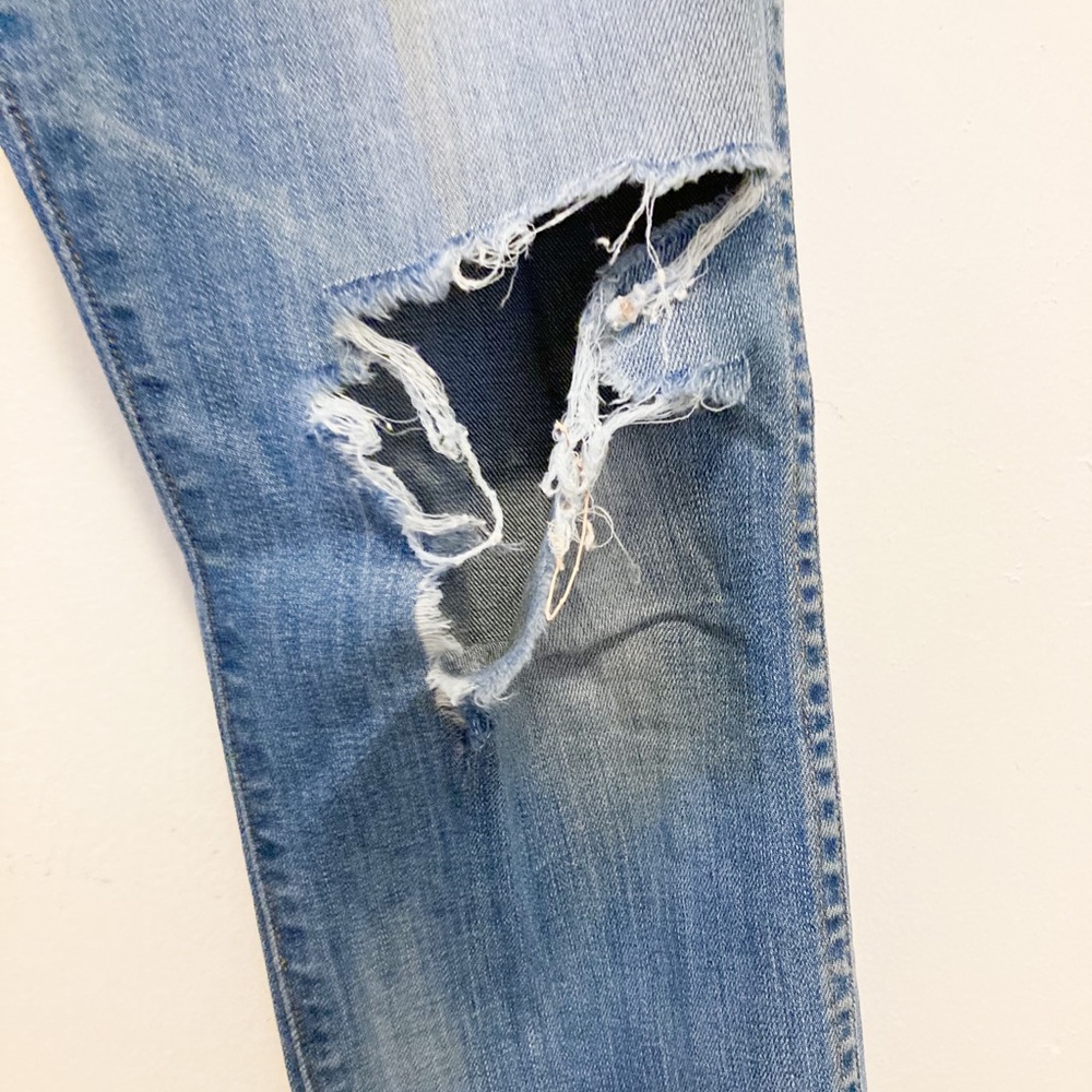 🎉FLASH SALE🎉 Lucky Brand Jeans - Picture 2 of 5